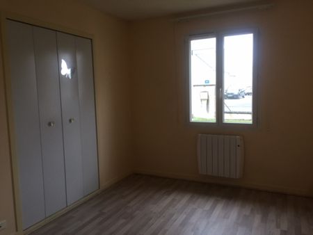 Location Maison 5 pièces 94m² SARAN 45770 - Photo 2