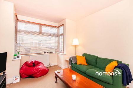 3 bedroom terraced house to rent - Photo 5