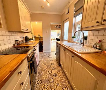 3 bedroom terraced house to rent - Photo 4