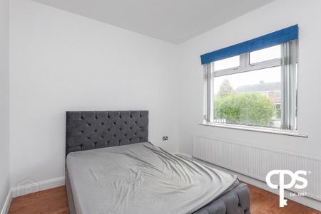 132 Ballynahinch Road, Lisburn, BT27 5HB - Photo 4