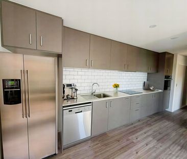 2 Castledine Crescent, Glen Innes - Photo 2