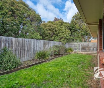 PERFECT FAMILY HOME - Photo 2