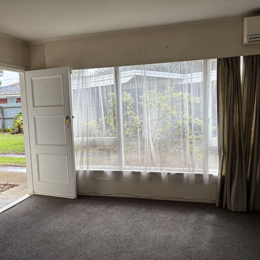 Lovely Two Bedroom Unit - Photo 1