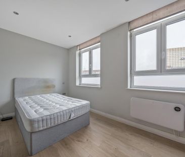 Mercia Grove, London SE13 - Photo 4