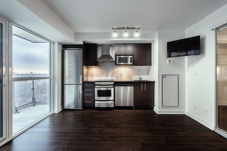 For Lease - 58 Orchard View Boulevard Unit# 809, Toronto, Ontario - Photo 4
