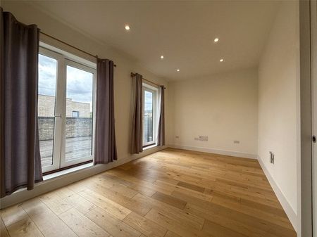 Partridge Close, Trumpington, Cambridge, CB2 9AR - Photo 5