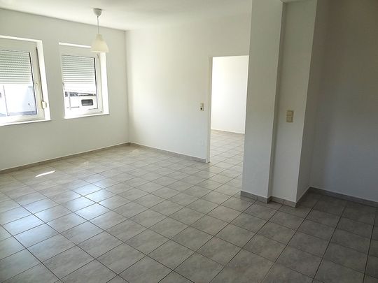 Sonnige Mietwohnung mit Carport-Stellplatz am ruhigen Stadtrand von Feldbach …! - Foto 1