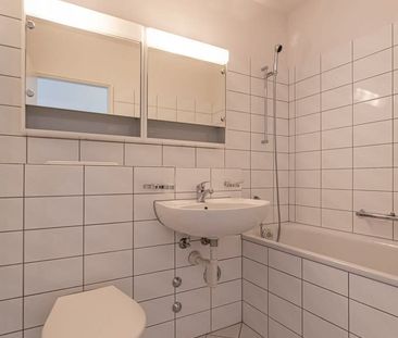 3.5 Zimmer, 74 m², 1. Stock - Foto 2