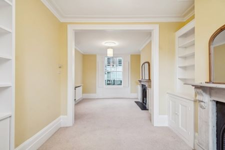 4 bedroom terraced house to rent - Photo 3