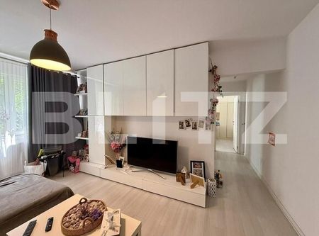 Apartament 3 camere, 55 mp, zona Craiovita Noua - Fotografie 3