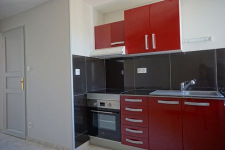 Location Appartement 1 pièce 30m² - Photo 4