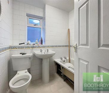 2 bedroom semi-detached house to rent - Photo 5