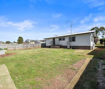 Welcome to Your Centenary Heights Delight! - Photo 2