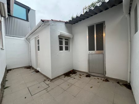 Moradia T2 Remodelada com Terraço no Porto - Photo 2