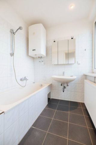 WOW I BALKON I NÄHE LENDPLATZ I BADEWANNE I MODERNER SCHNITT I HAUSTIERE ERLAUBT I RUHIGE LAGE I PROJEKT WOHNEN - Foto 4