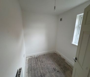 Toll Bar Road, Brecks, S65 3HR - Photo 4