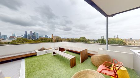 Modern 2-Bedroom Apartment in Prime Carlton Location! - Photo 4