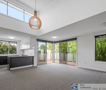 Impressive 2 Bedroom Apartment - Photo 1
