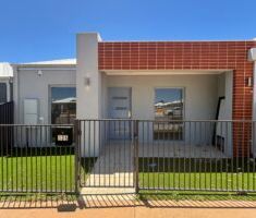 Byford 3-Bed Low-Maintenance Home - Photo 3