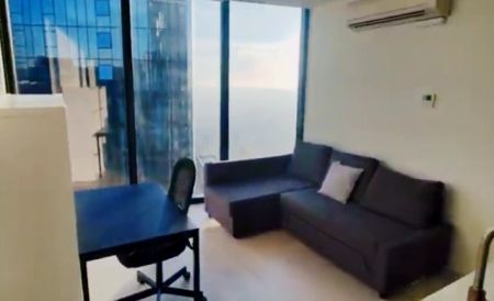 2 Bedrooms - Photo 2