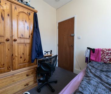 terraced house share to rent - Photo 1