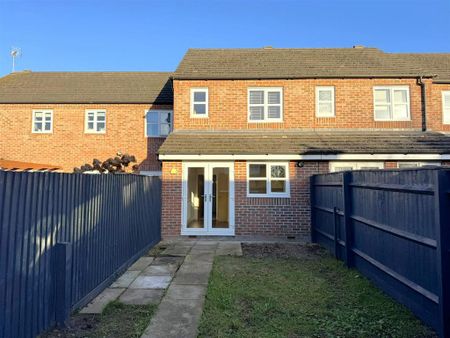 2 bedroom house to rent - Photo 2