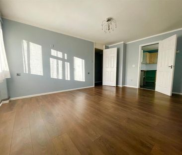 Farrer Street, Bedford - Photo 4
