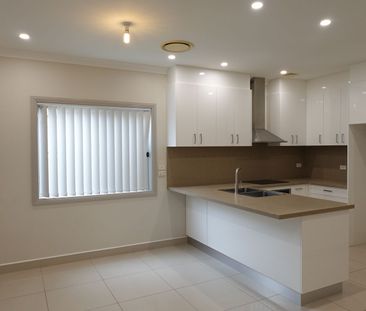 Modern & Quality 4-Bedroom Duplex - Photo 5