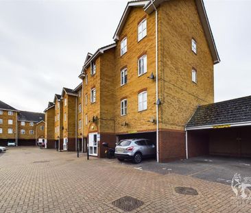 Timber Court, Grays, RM17 - Photo 4