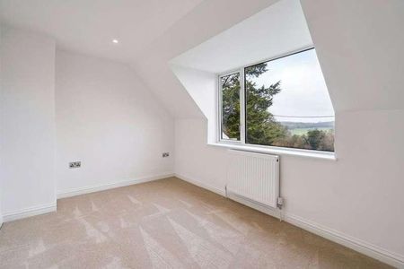 Mallards, Frieth, Henley-on-thames, Buckinghamshire, RG9 - Photo 3