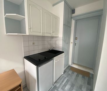 Location Appartement 1 pièce 17m² - Photo 3