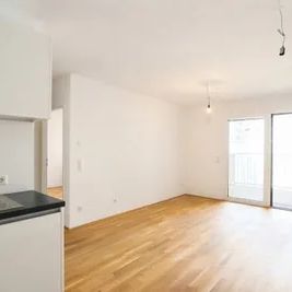 IU - Schöne 2-Zimmer mit Balkon nahe U3 - Foto 1