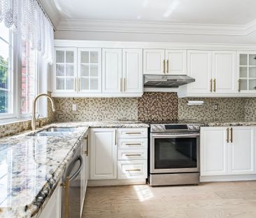 For Lease - 3339 Crompton Crescent, Mississauga, Ontario - Photo 6