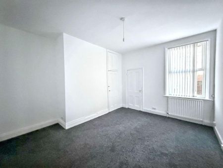 2 bed ground floor flat to rent in NE4 - Photo 3