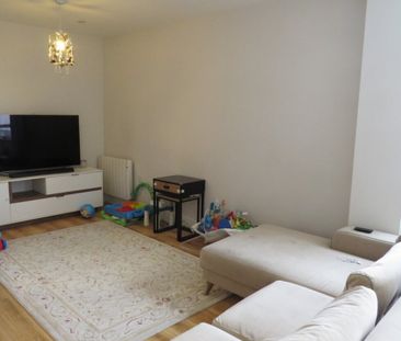 Southgate - Photo 2