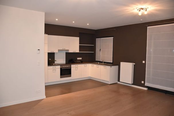Appartement te huur - Foto 1