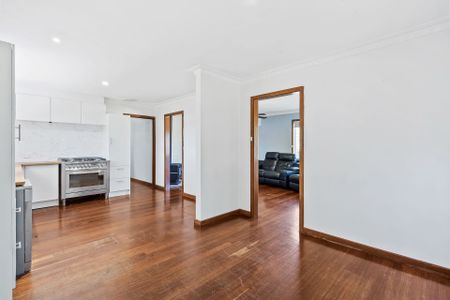 8 Yallan Street, - Photo 5