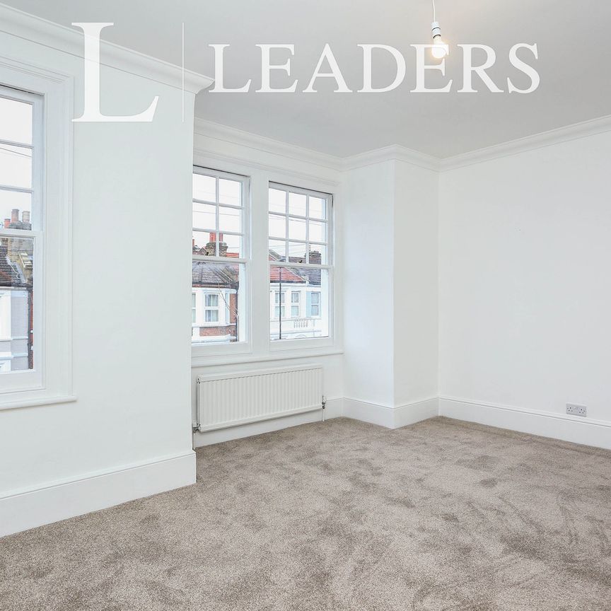 4 bedroom mid-terrace to rent Murillo Road, Lewisham, SE13 - Photo 1