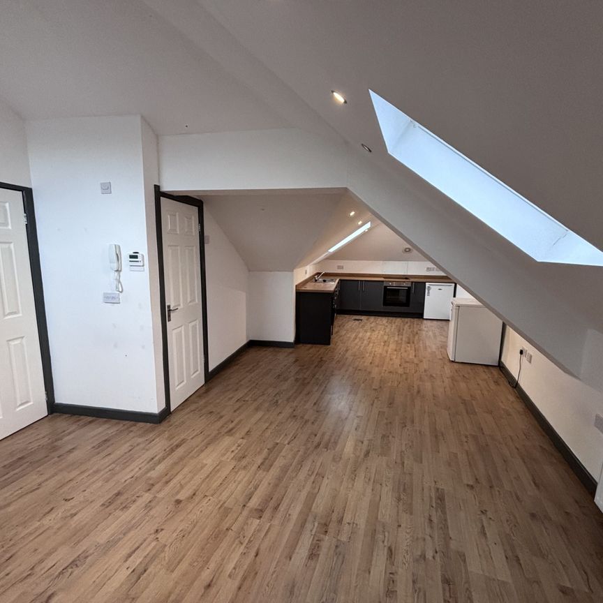 Flat 3, James Street - Photo 1