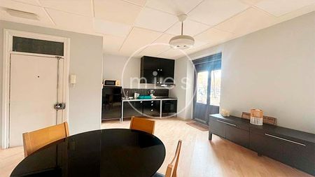 Piso de alquiler en Av Regne de Valencia, Russafa - Photo 2