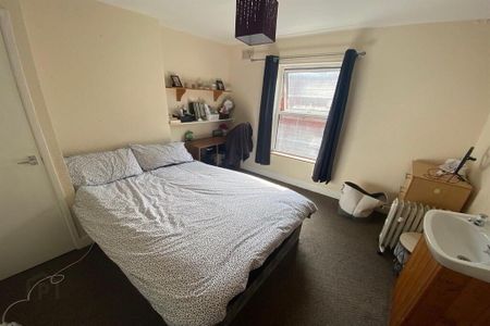 Apt 1, 13 Malone Avenue, Belfast, BT9 6EN - Photo 2