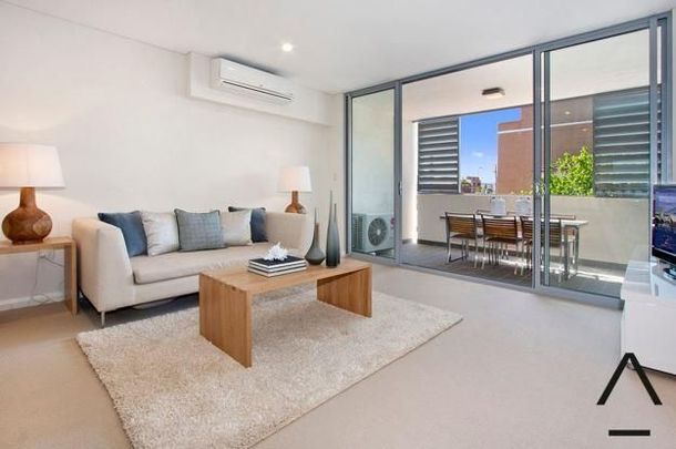 Luxury Split-Level Apartment in Prime Location – The Peninsula Matraville - Photo 1