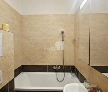 Pronájem bytu 1+kk 30 m2 - Fotografie 6
