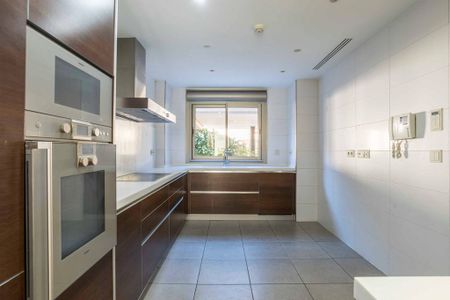 7 bedroom luxury Semidetached House for rent in Pozuelo de Alarcón, Spain - Photo 5