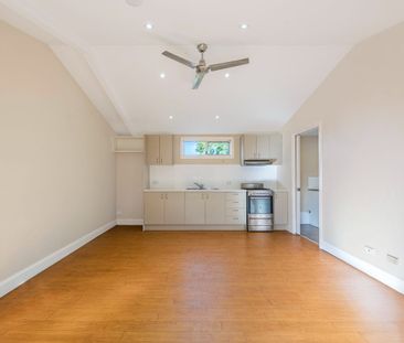 2 Bedroom granny flat with air conditioning - Photo 4