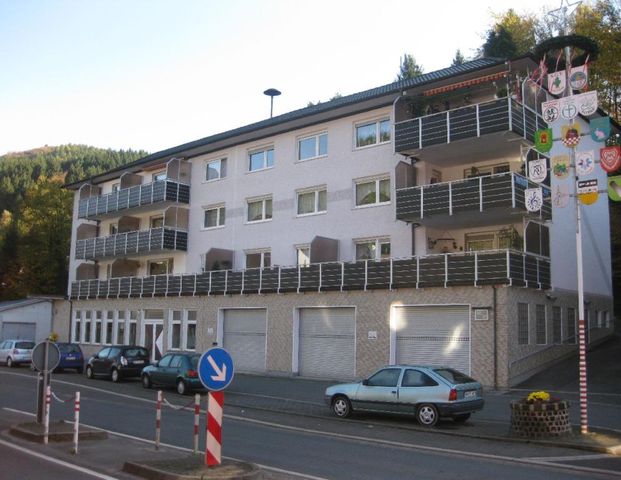 DREI-ZIMMER-WOHNUNG MIT BALKON IN ALTENA, RAHMEDESTRASSE - Photo 1