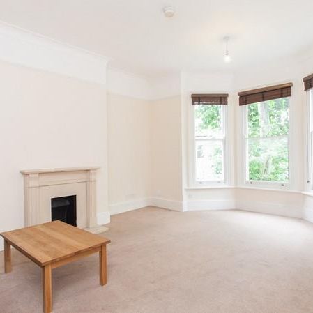 3 bedroom flat to rent - Photo 1