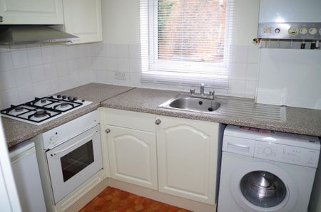 1 bedroom flat to rent - Photo 4