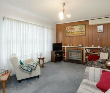 12 Catalpa Street, Doveton VIC - Photo 5