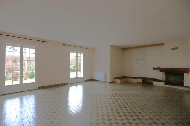 Maison T6 Les Mesnuls à louer - Photo 1